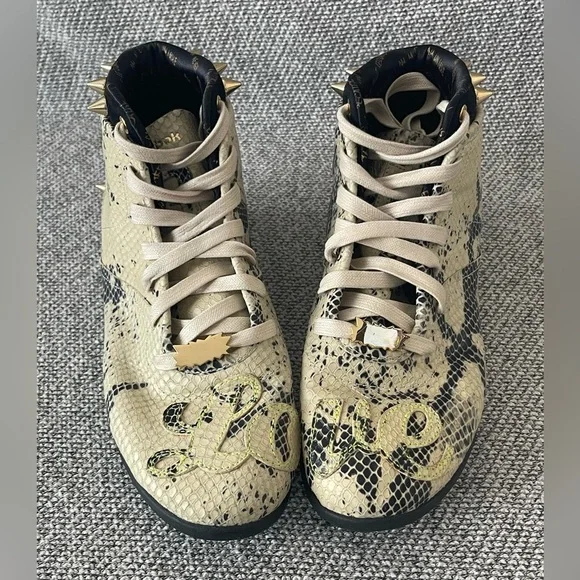 Reebok Melody Ehsani x Question “Love” Mid Top Sneakers- NWOT- Women’s 8.5 USA - Picture 2 of 16